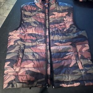 Aeropostale men’s camo vest size small new